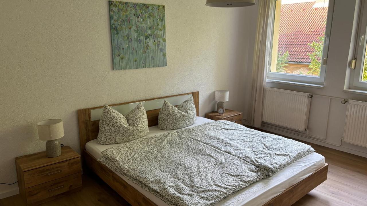 Bitterfelder Cityapartment Im Dichterviertel Exterior foto